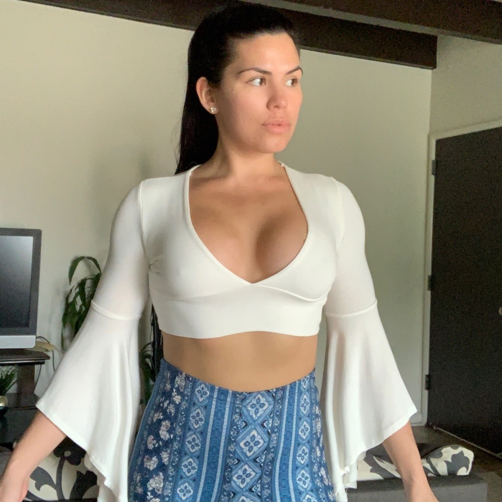 Fashion nova long sleeve white crop top